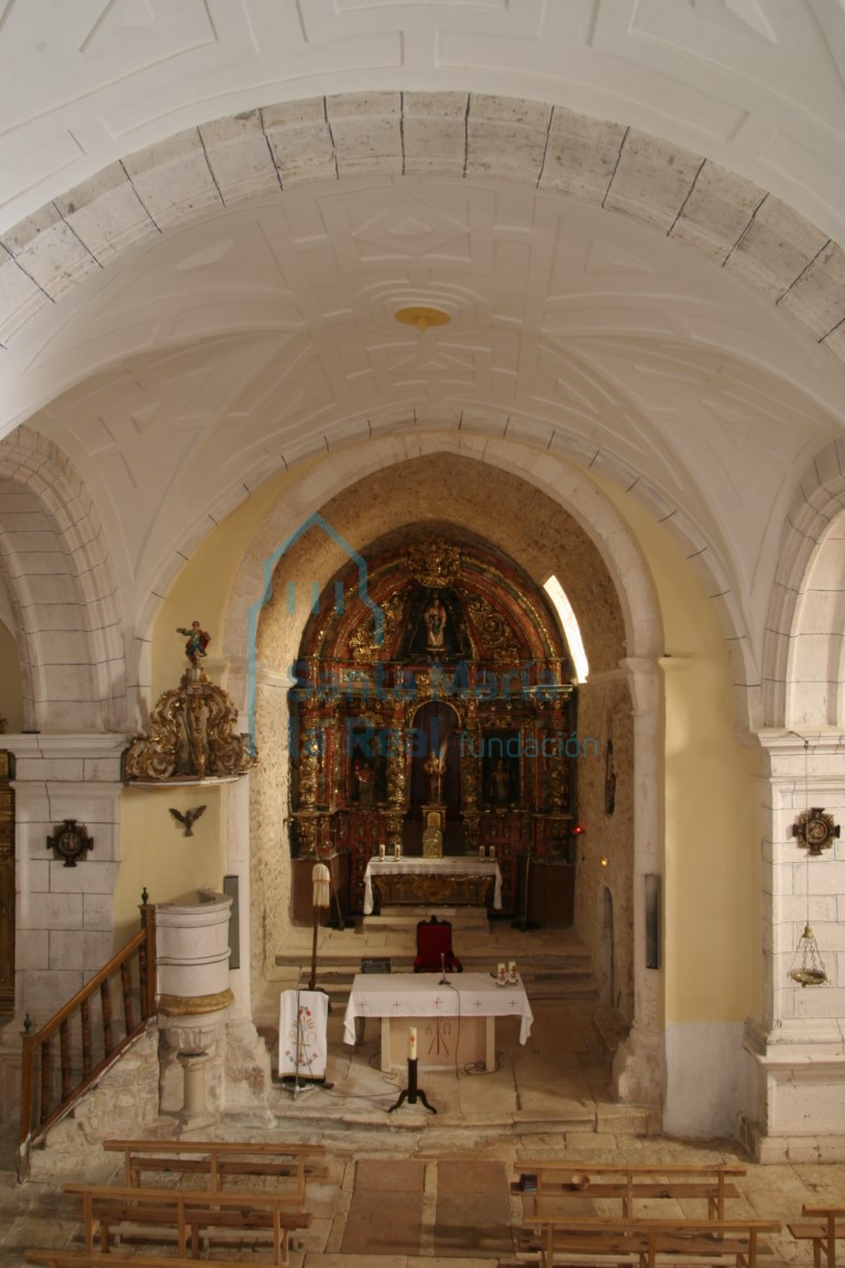 Interior de la nave