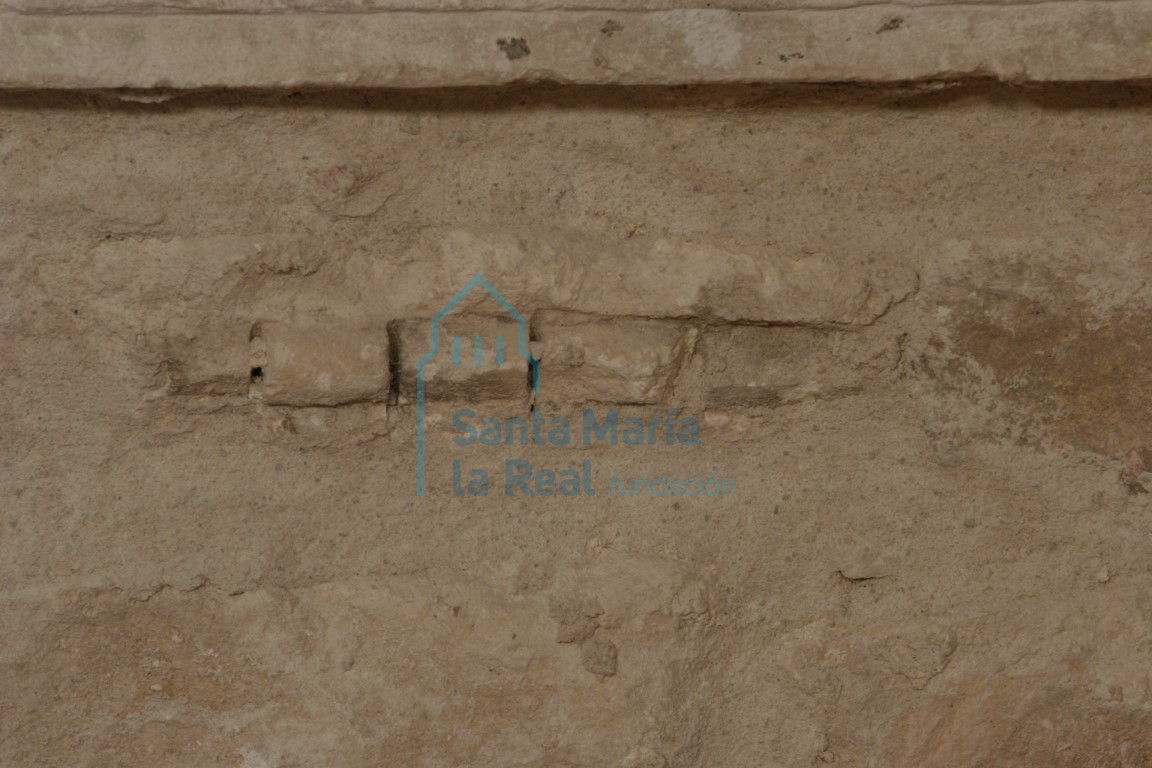 Detalle de un fragmento de friso