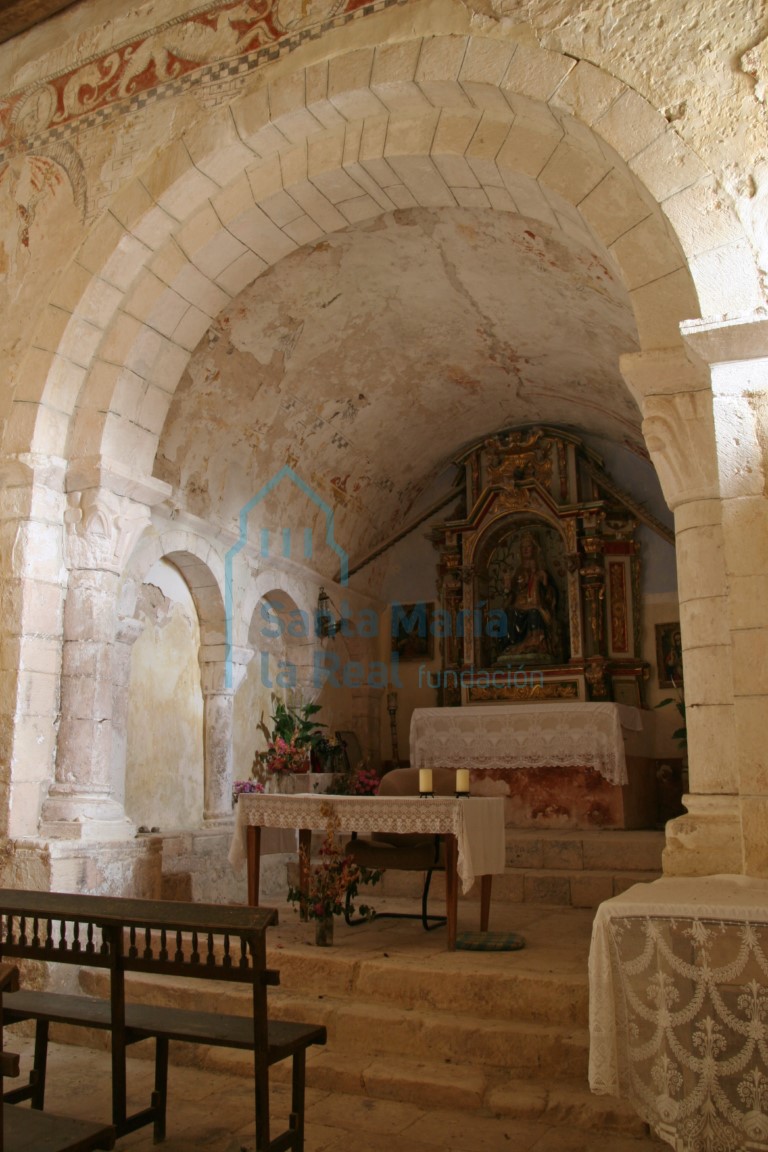 Interior de la cabecera