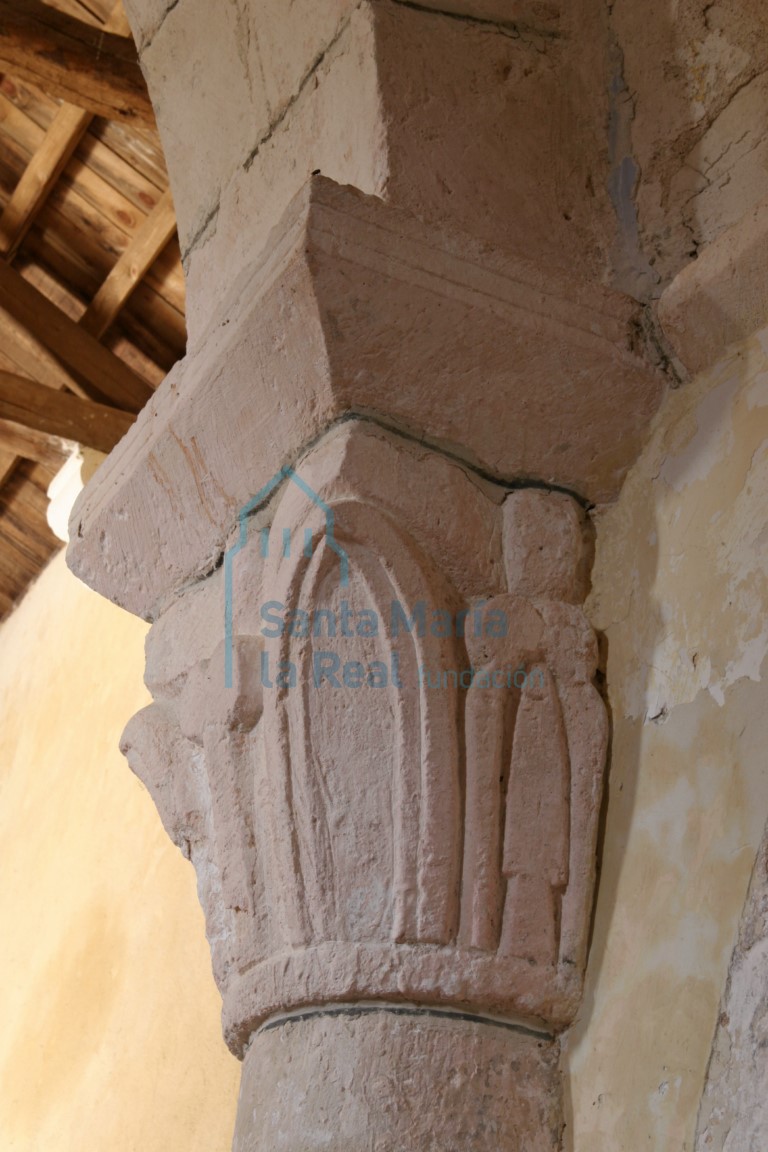Capitel del arco triunfal