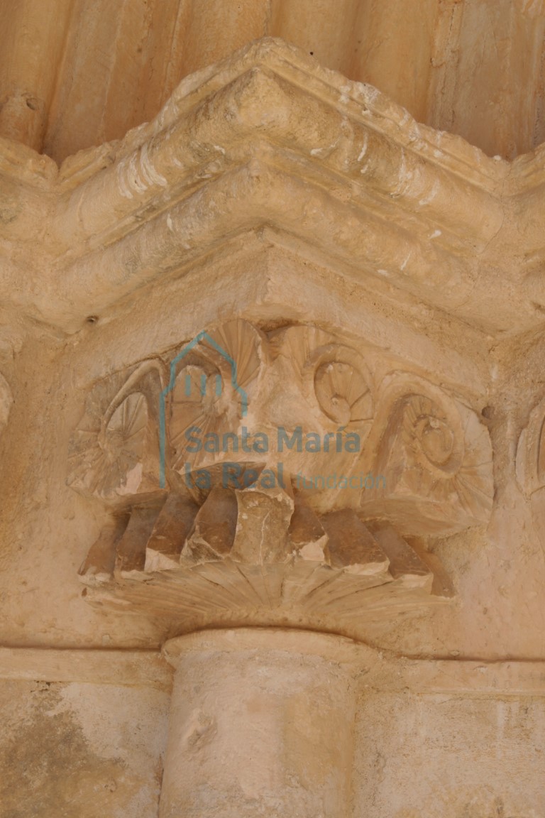 Capitel de la portada meridional