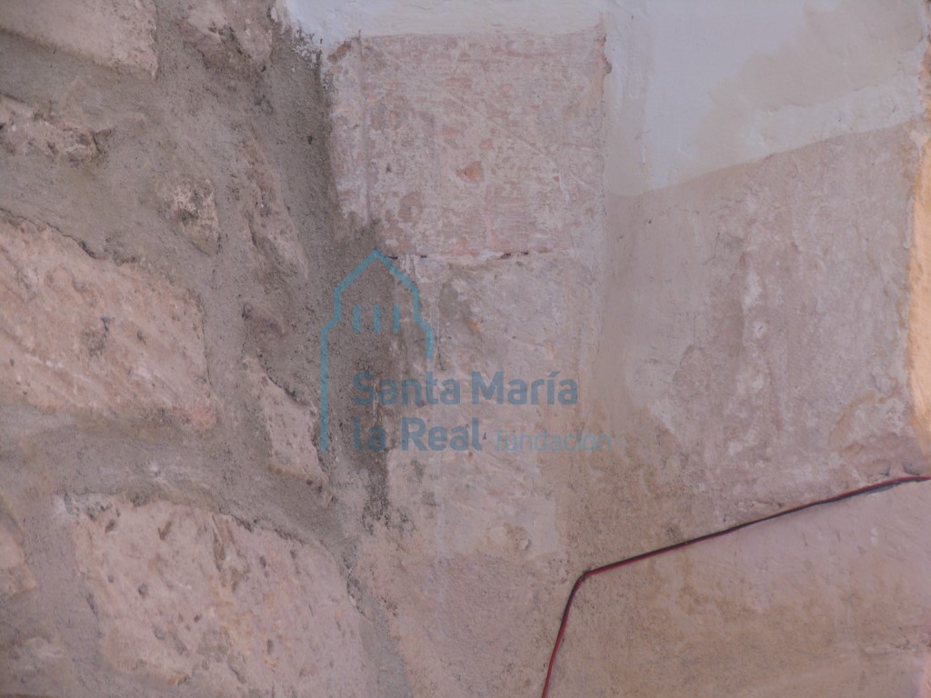 Detalle de los restos de lo que parencen ser el arranque de los nervios originales