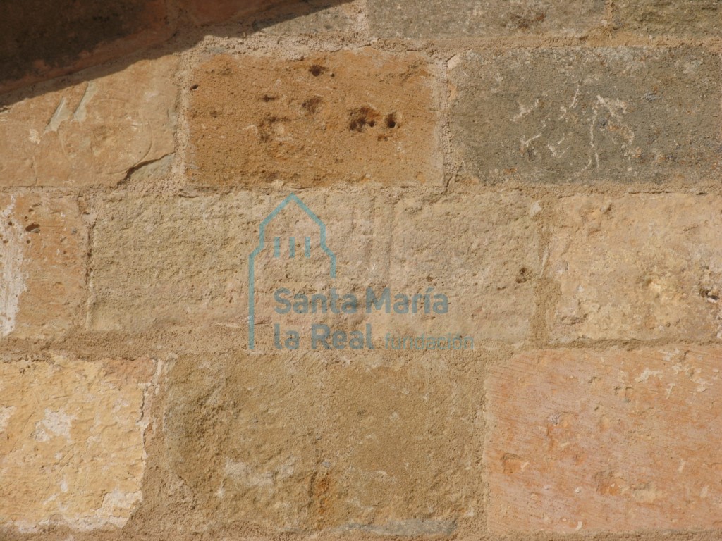 Sillares del interior del pórtico