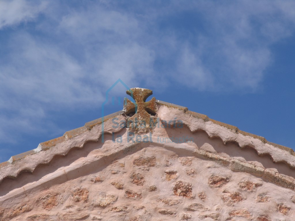 Detalle de la cornisa de la cabecera