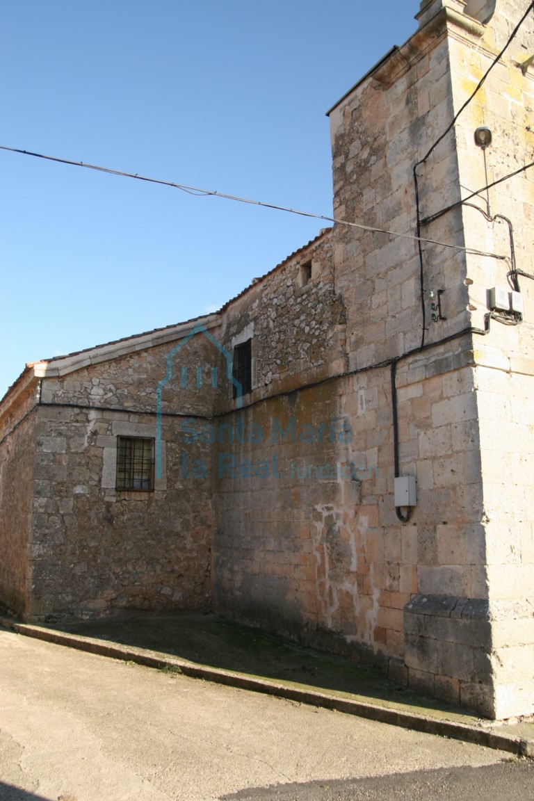 Vista exterior del muro norte