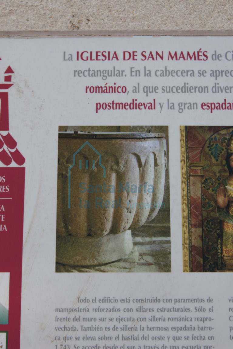 Detalle del panel informativo de la iglesia
