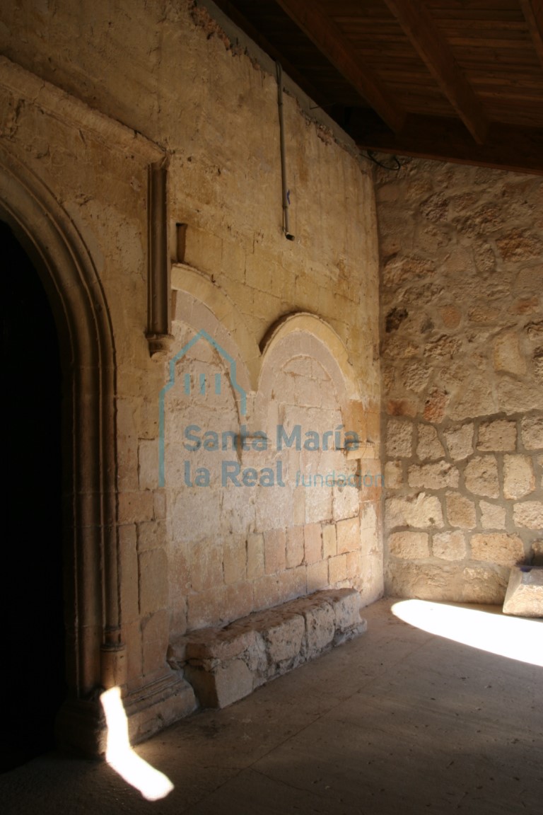 Interior del pórtico