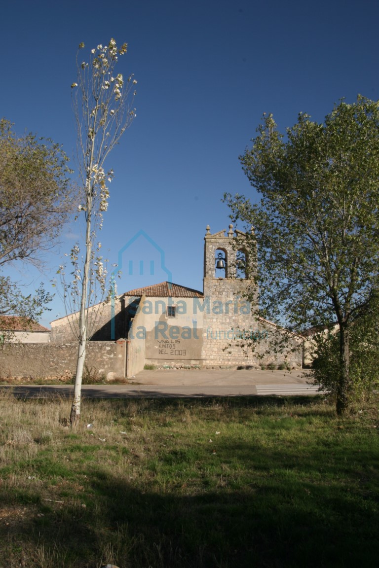 Vista de la fachada occidental