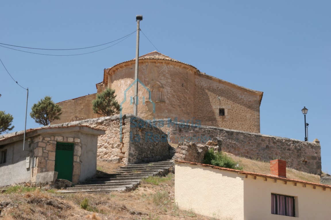 Exterior de la cabecera