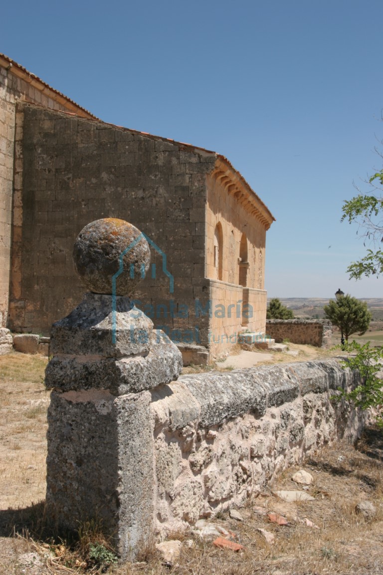 Vista del pórtico meridional