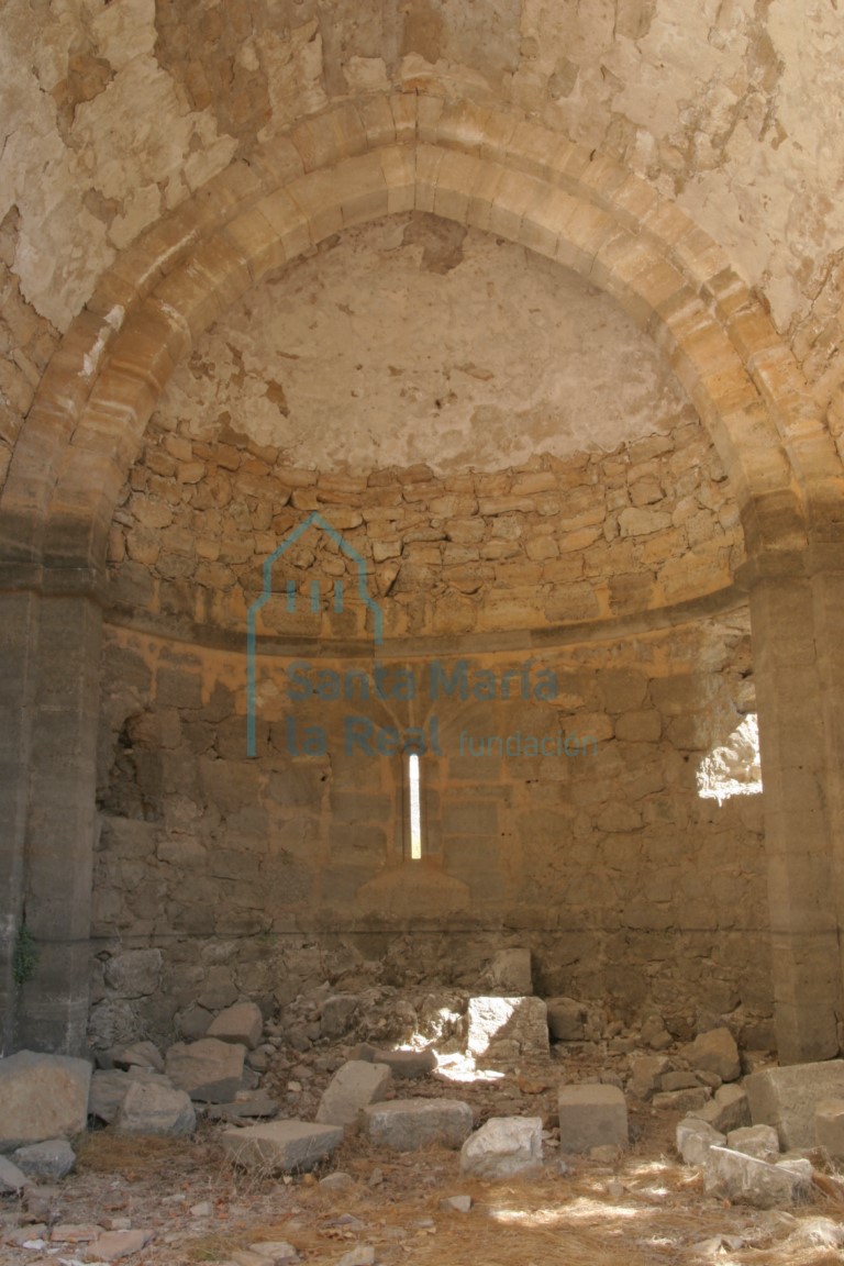 Interior de la cabecera