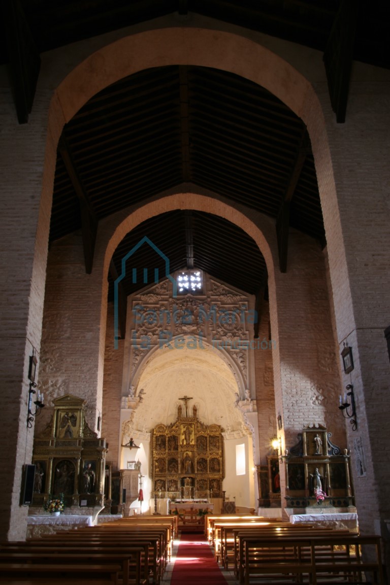 Interior de la nave