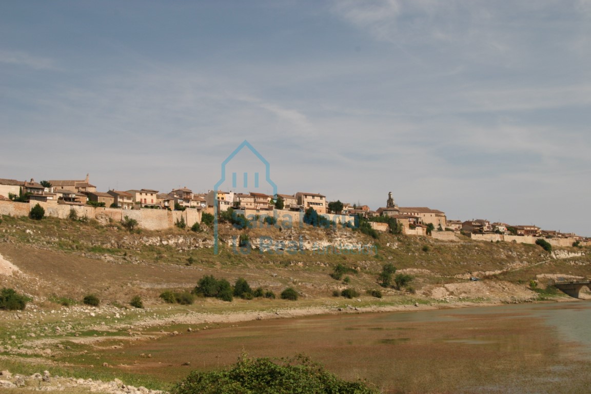 Vista de Maderuelo desde las ruinas de San Millán