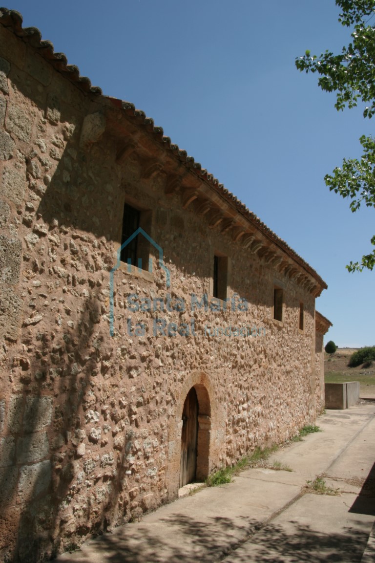 Fachada sur desde suroeste