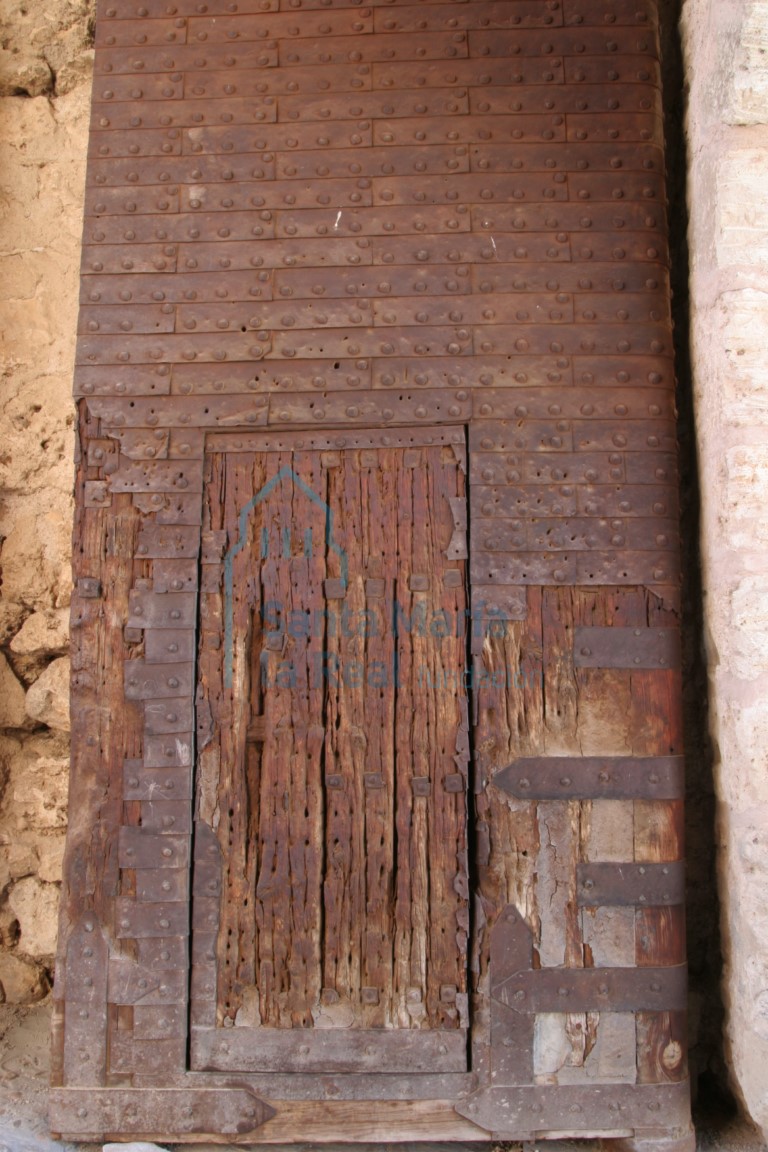 Portón del interior de la puerta de la muralla