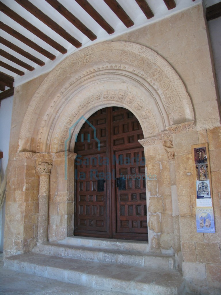 Portada meridional.