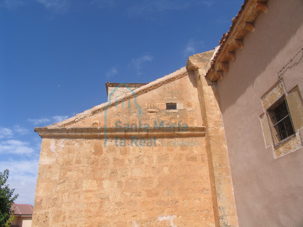 Detalle de la ampliación de pórtico