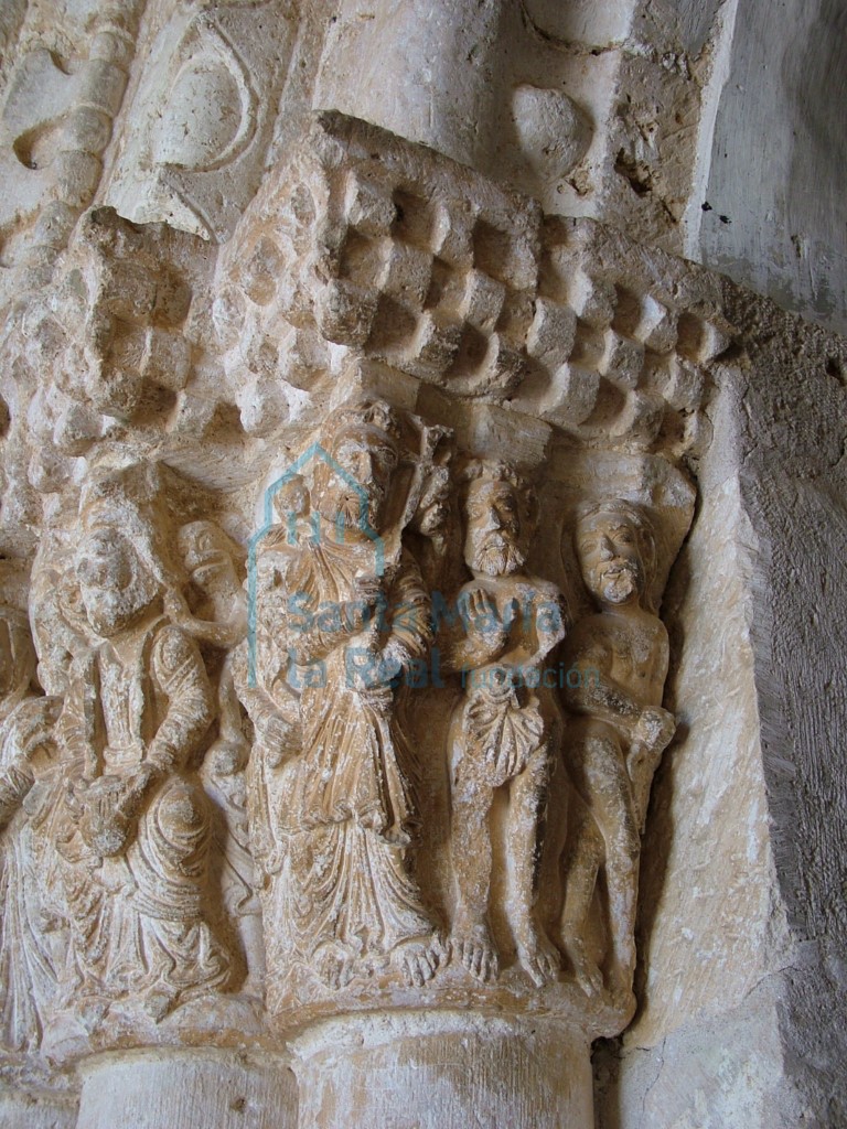 Detalle de una escena de uno de los capiteles de la portada