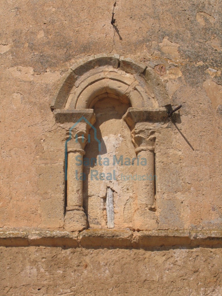 Ventana central del ábside