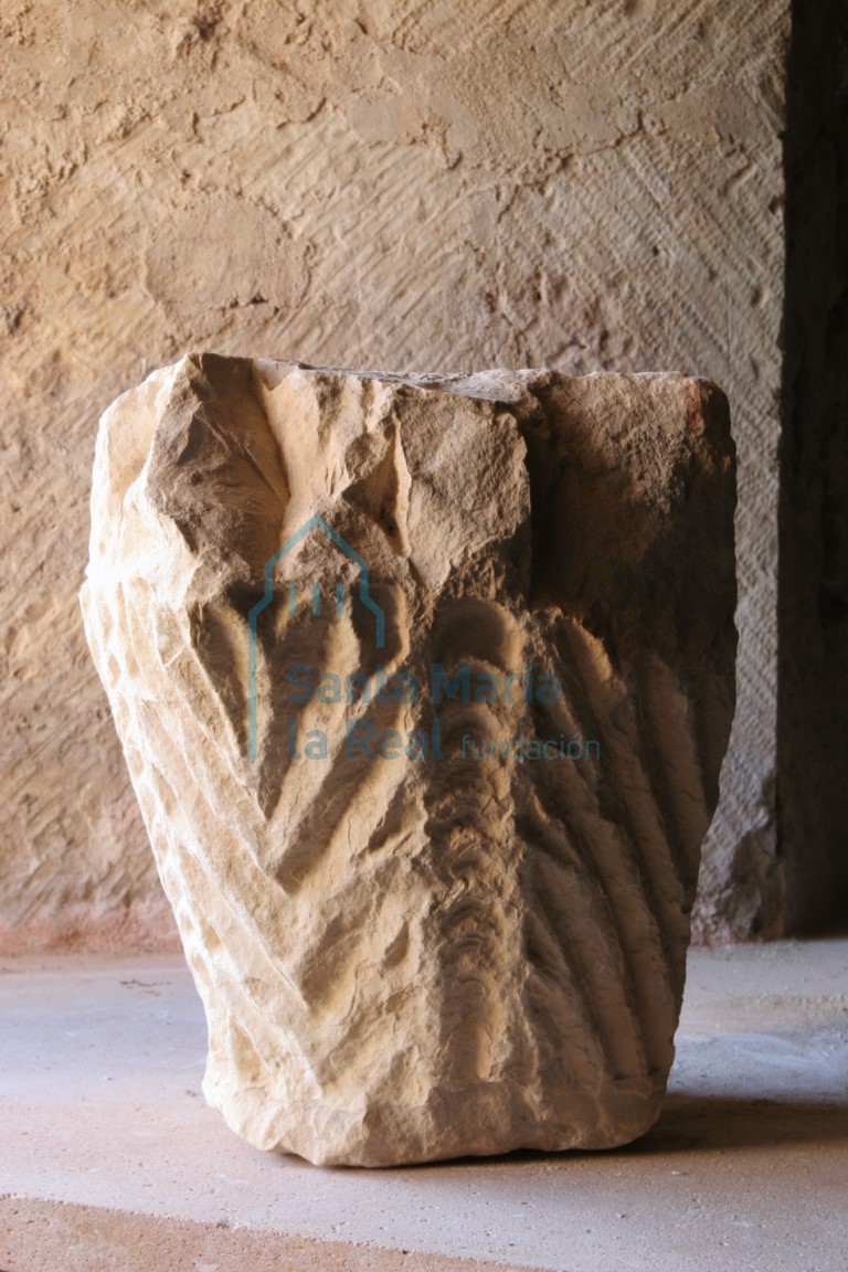 Capitel conservado en la torre