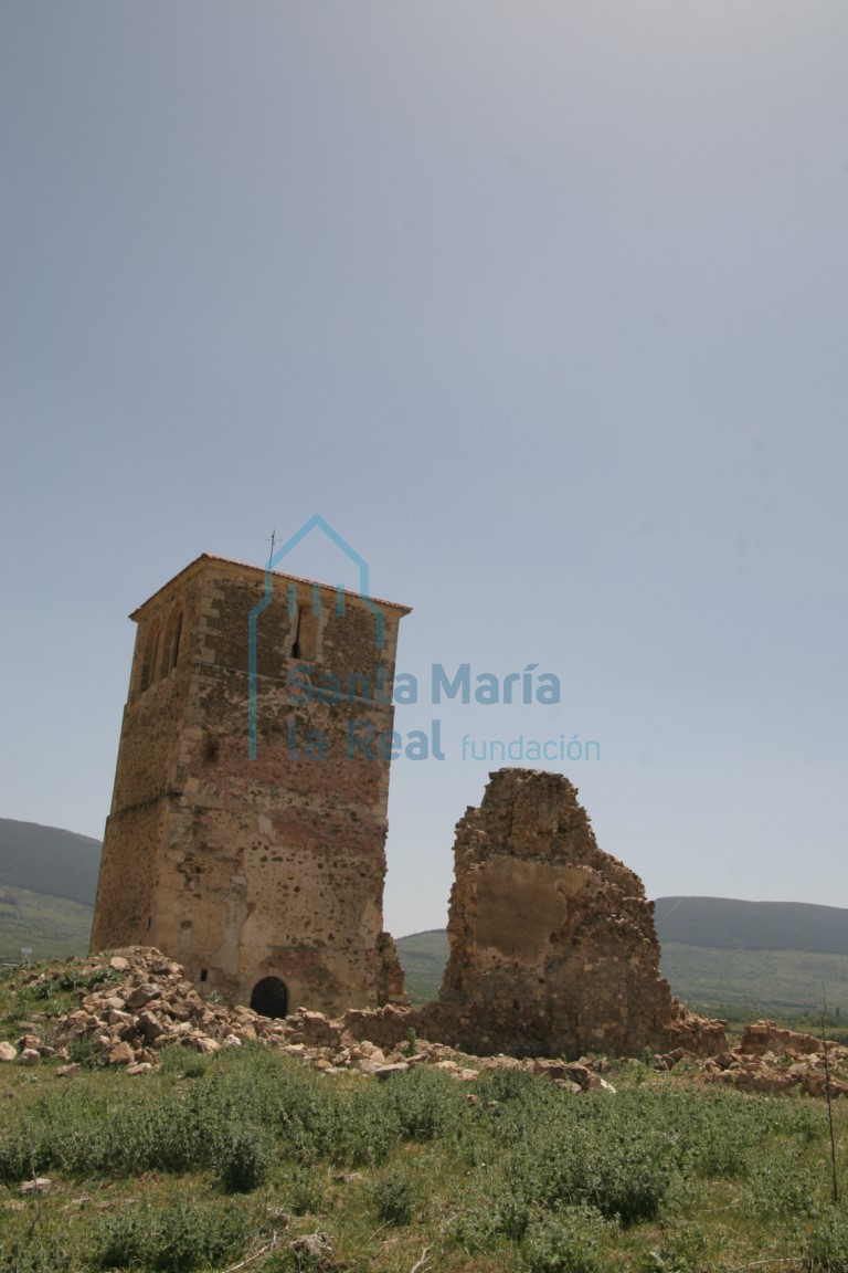 Vista de las ruinas del monasterio