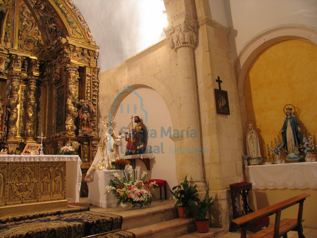 Vista del interior de la cabecera