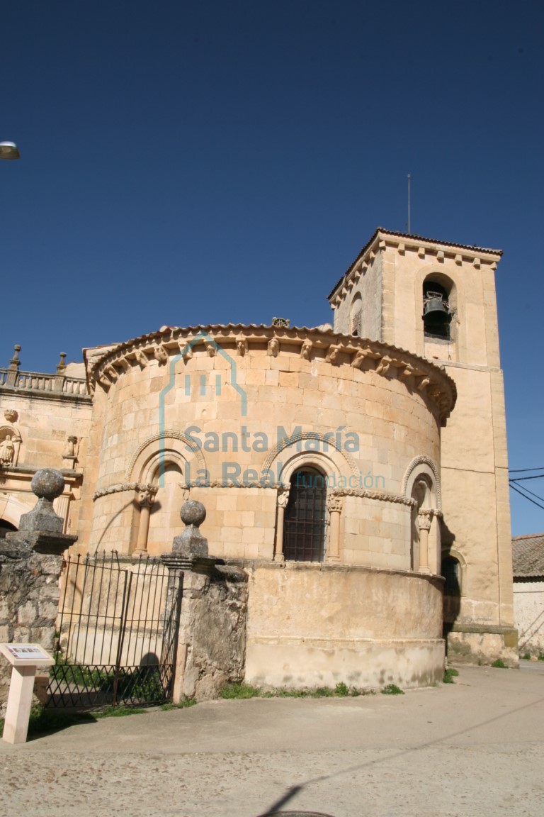 Vista exterior del ábside