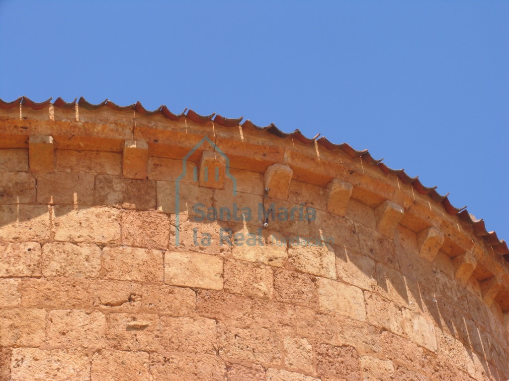 Canecillos del ábside
