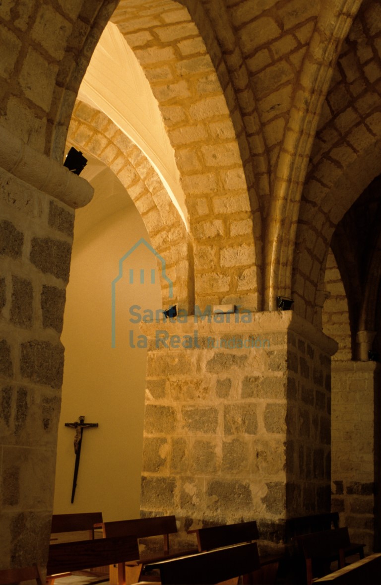 Pilar de la nave central