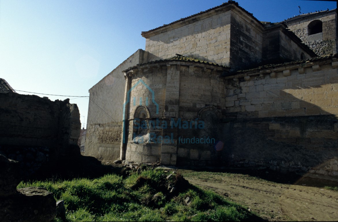 Vista general del exterior de la cabecera