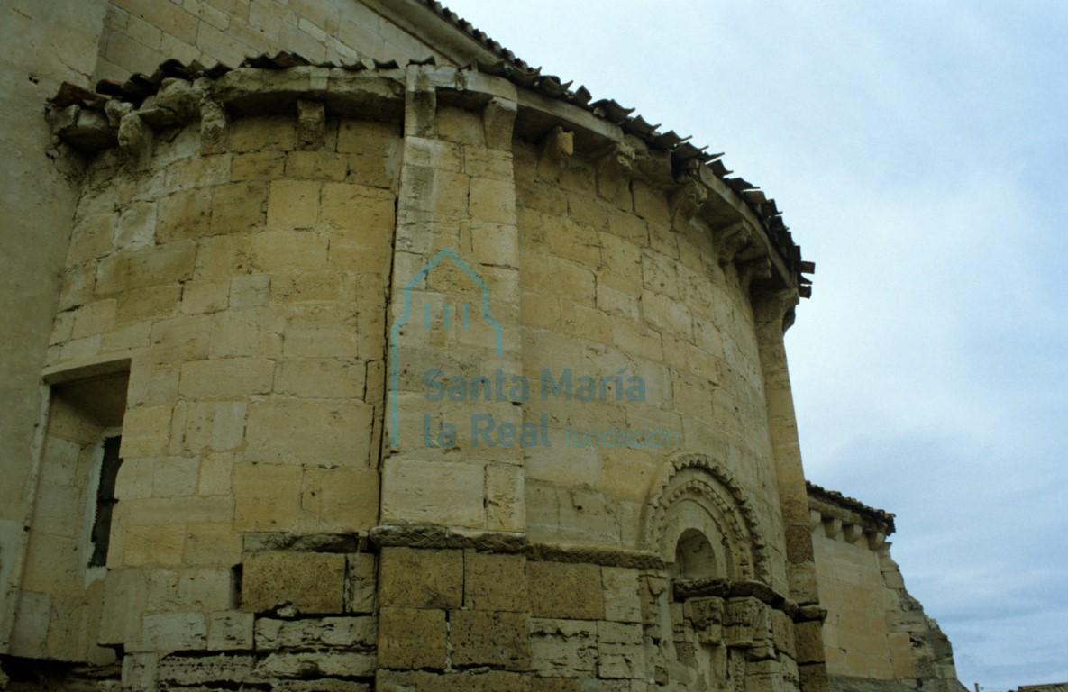 Vista del exterior del ábside