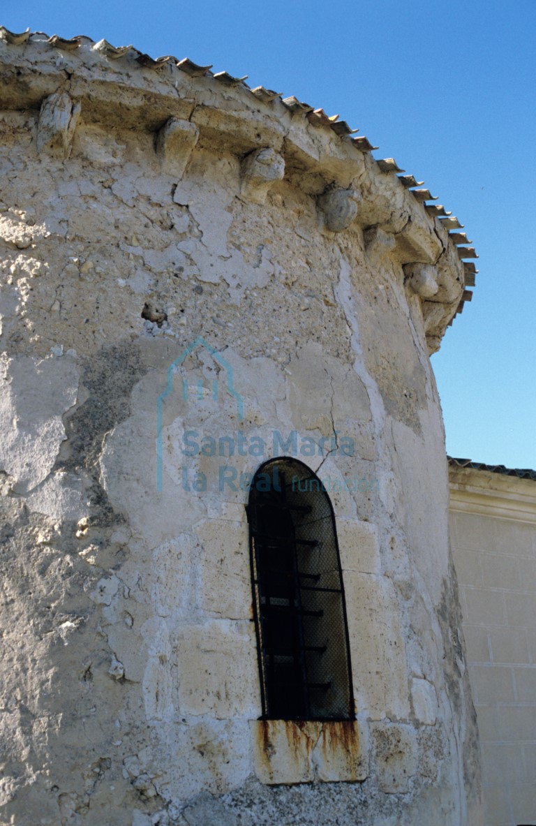 Vista del exterior del ábside