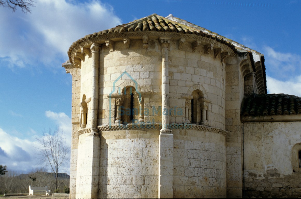 Vista del exterior del ábside