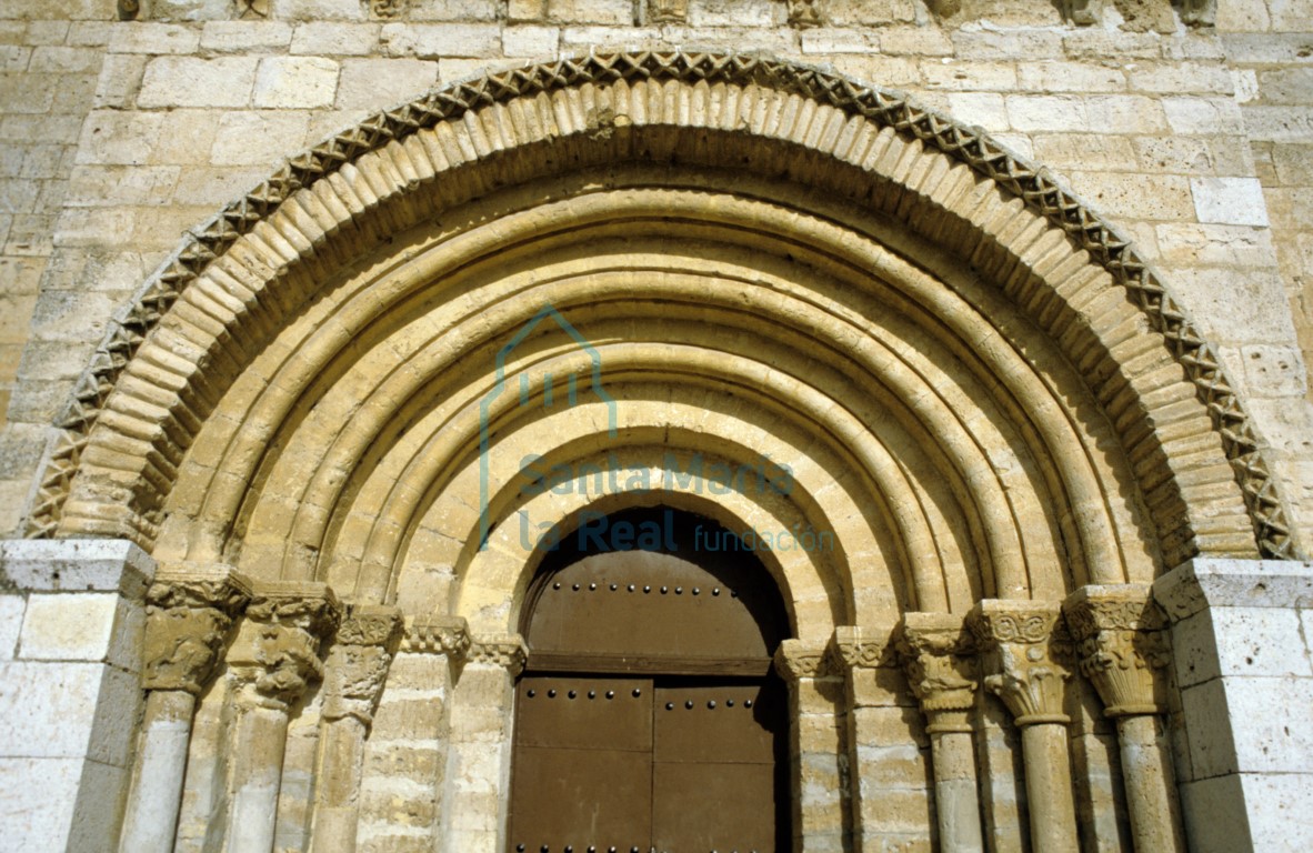 Arquivoltas de la portada