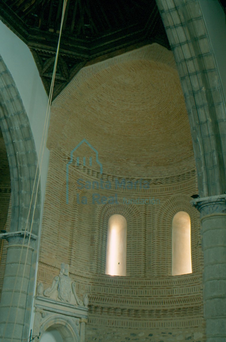 Vista del interior del del ábside central