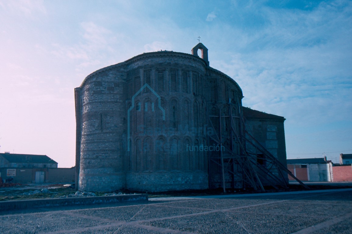 Vista del exterior de la cabecera