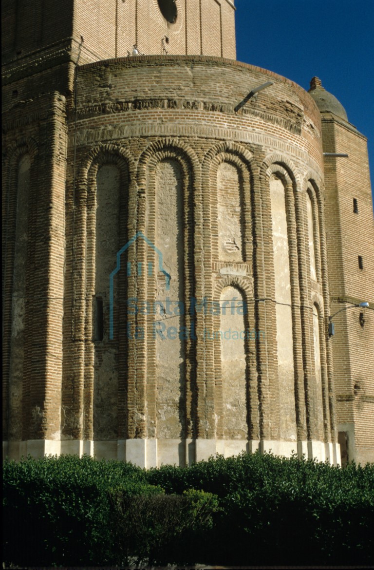 Vista del exterior del ábside