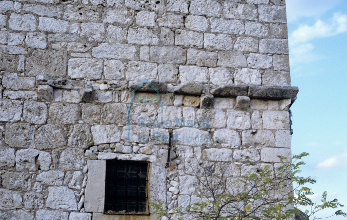 Canecillos de la torre