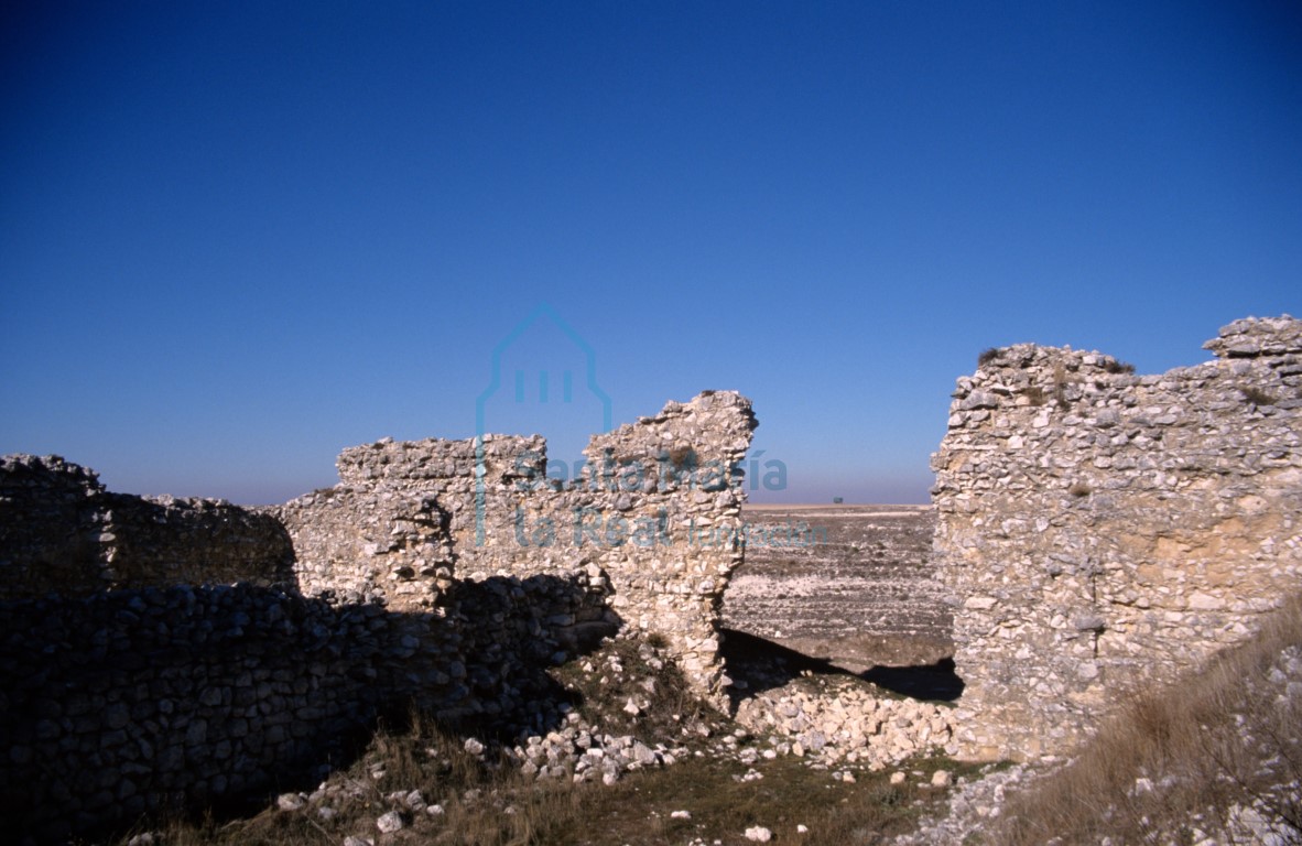 Muro de la nave del lado del evangelio