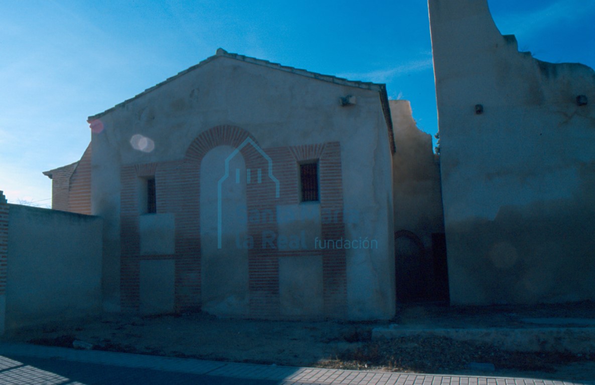 Vista del exterior de la cabecera