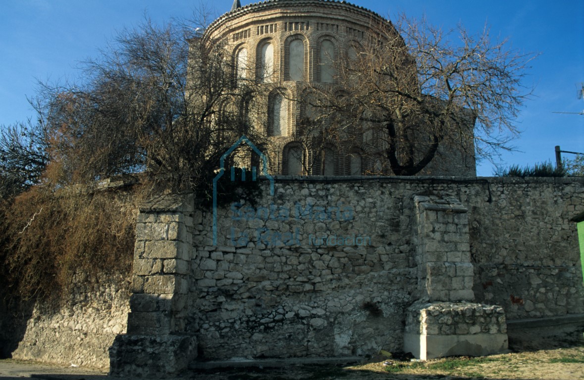 Vista del exterior de la cabecera