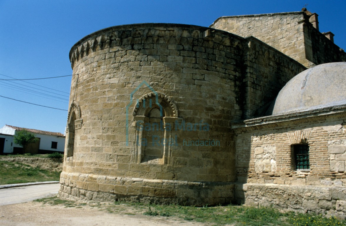 Vista general del exterior de la cabecera