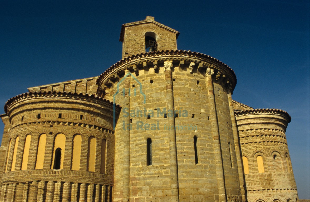 Vista del exterior de la cabecera