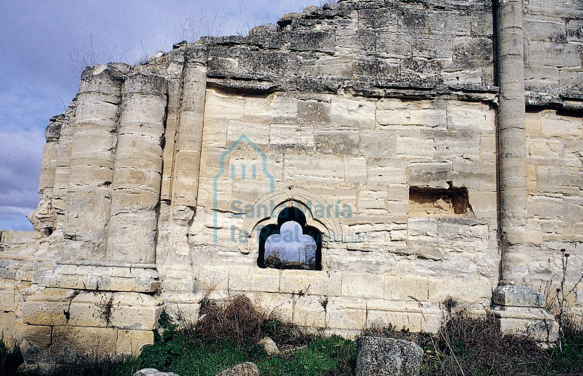 Muro norte del presbiterio del ábside mayor