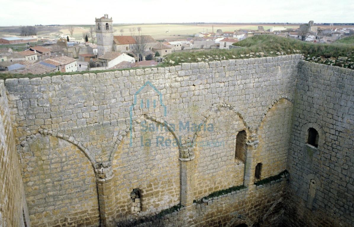 Vista del interior del patio de armas