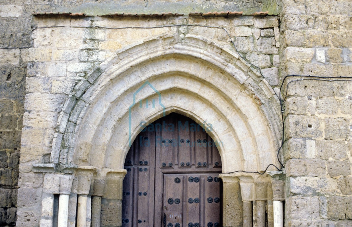 Detalle de la portada norte