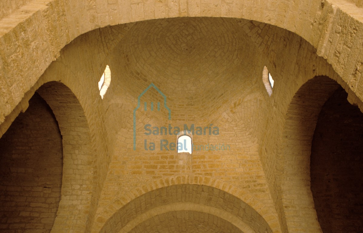 Vista del interior de la cúpula sobre el crucero