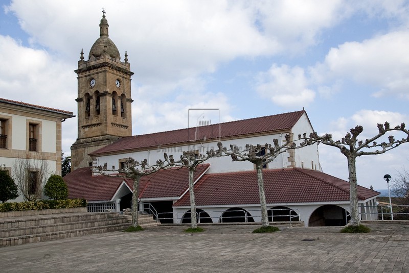 Vista general de la iglesia