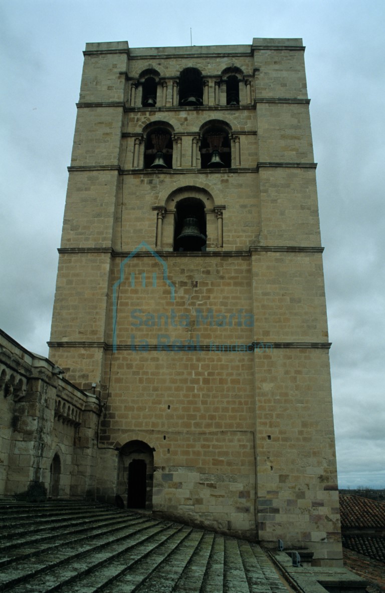 Torre