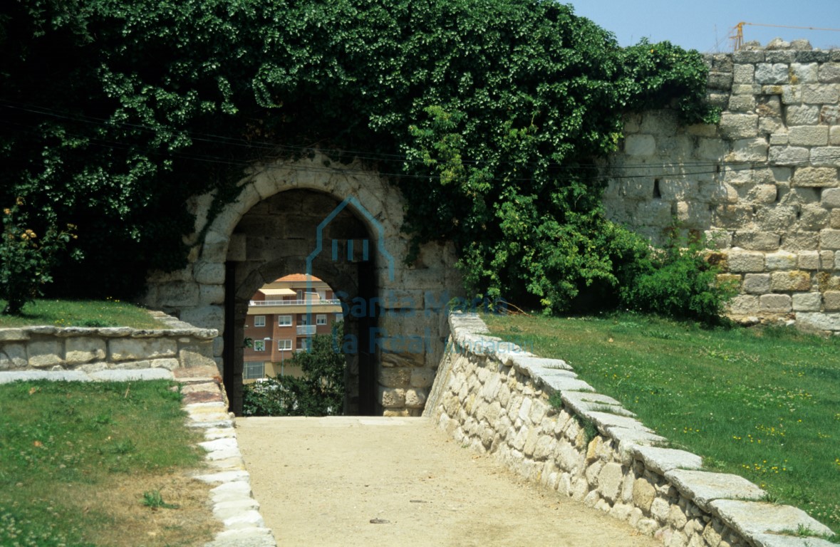 Intramuros del Postigo de la Traición